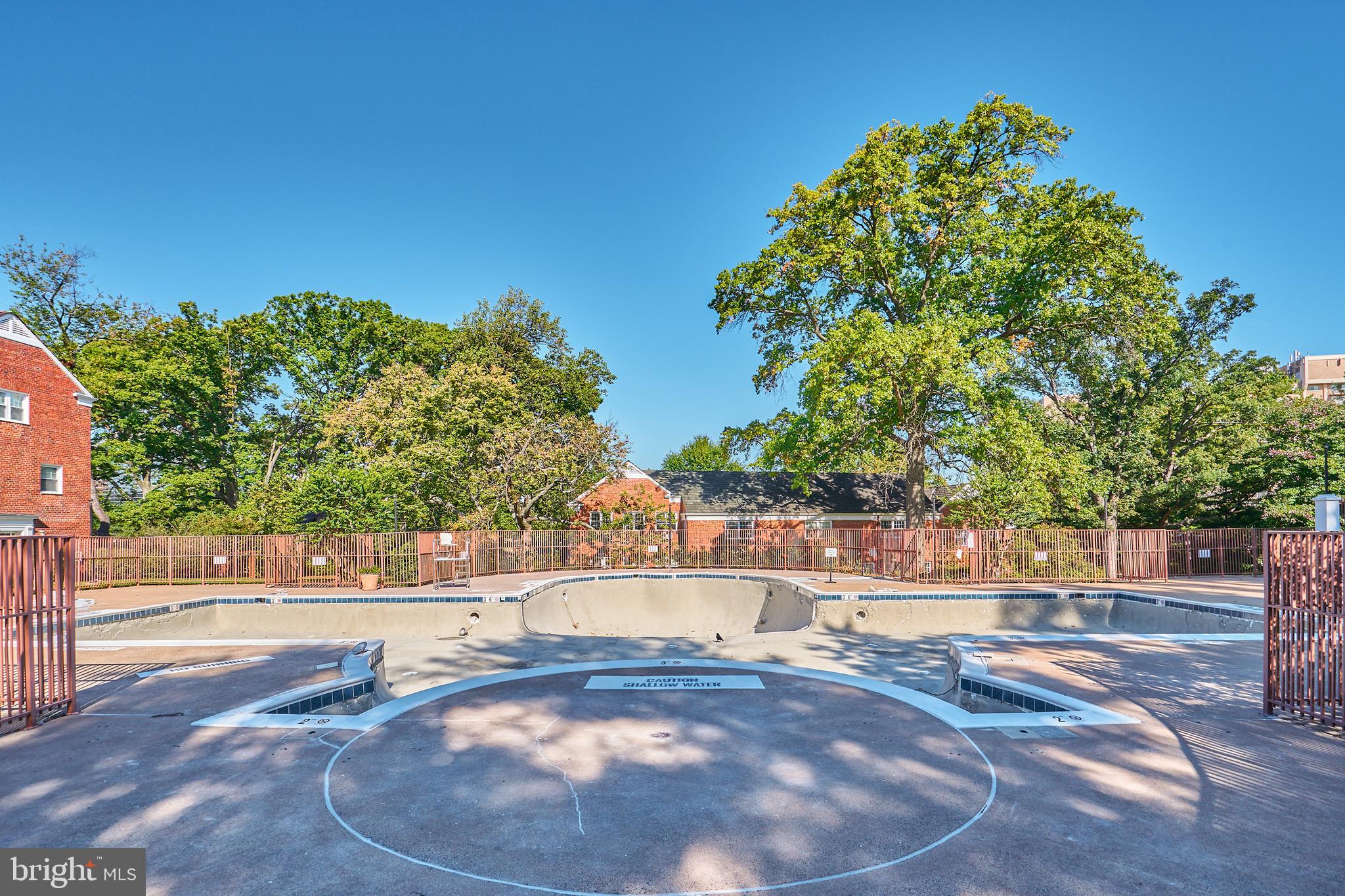 1308 Martha Custis Dr