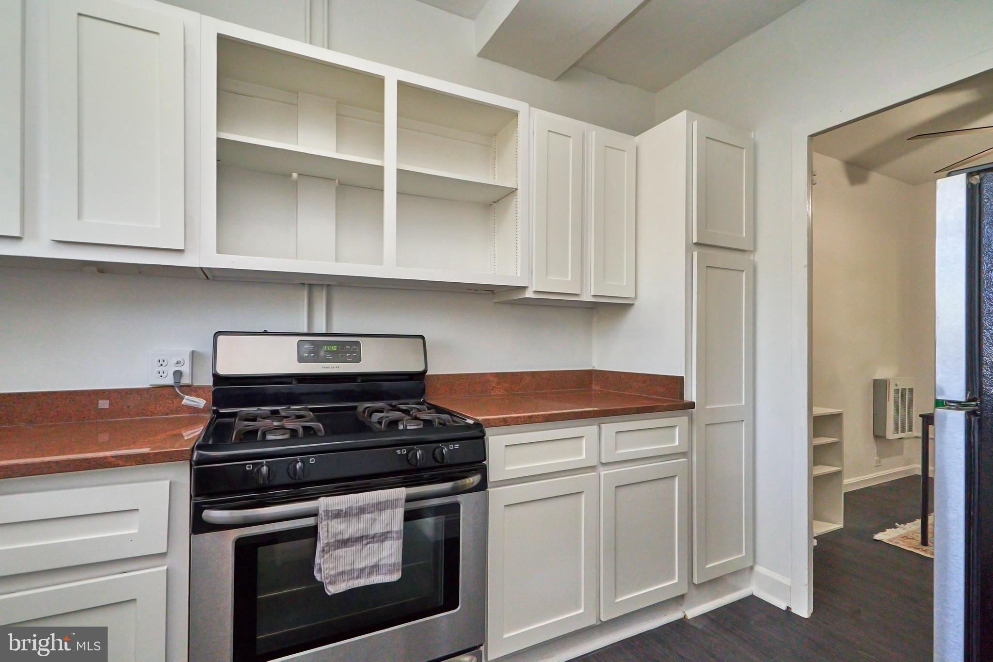 1308 Martha Custis Dr
