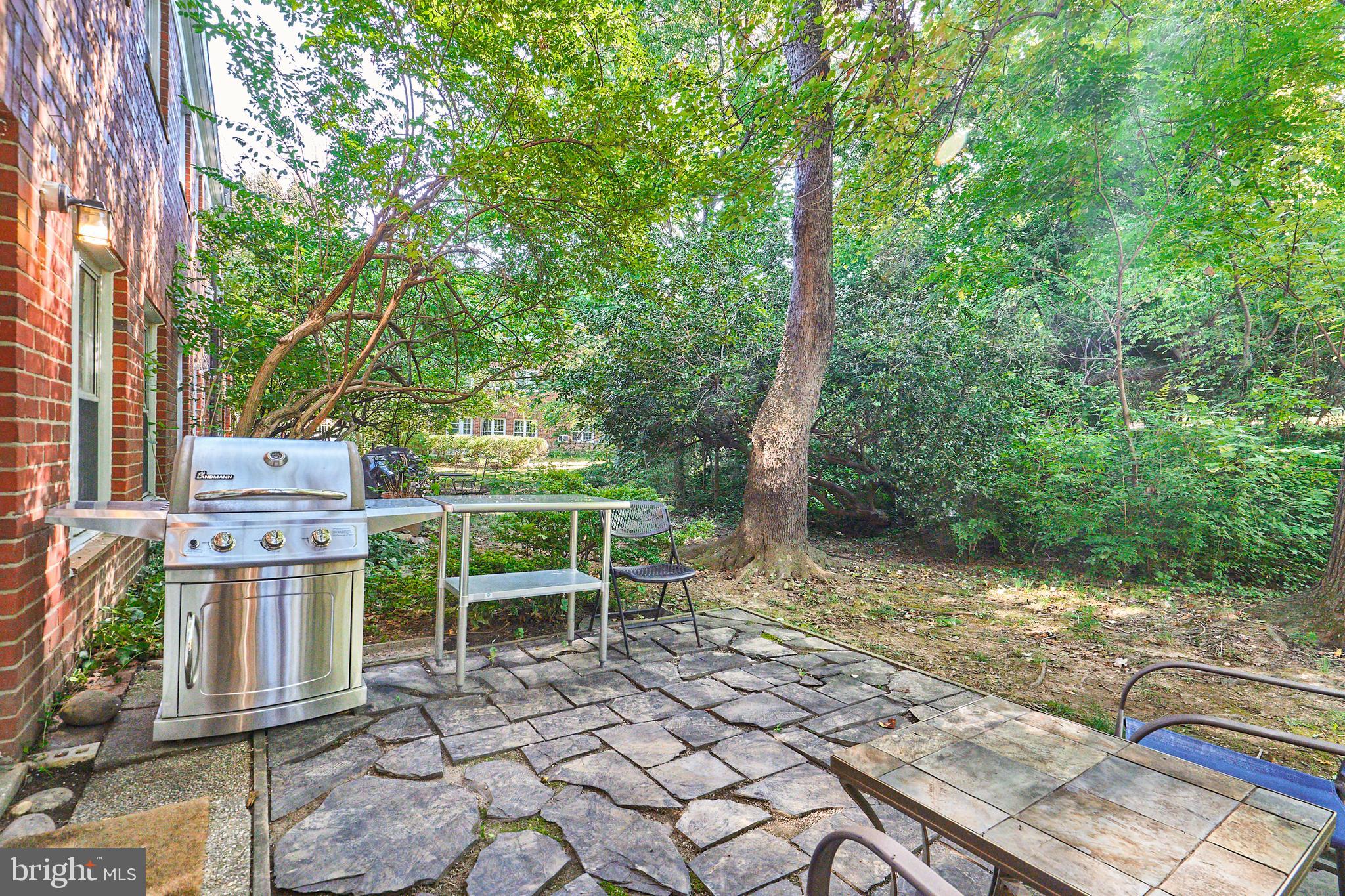 1308 Martha Custis Dr