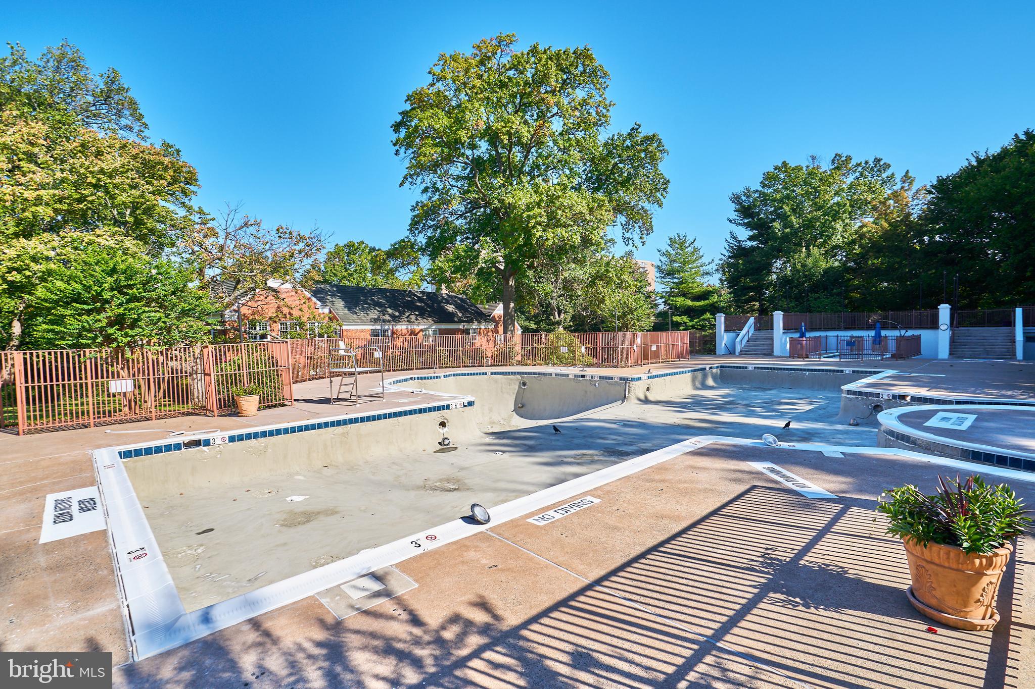 1308 Martha Custis Dr