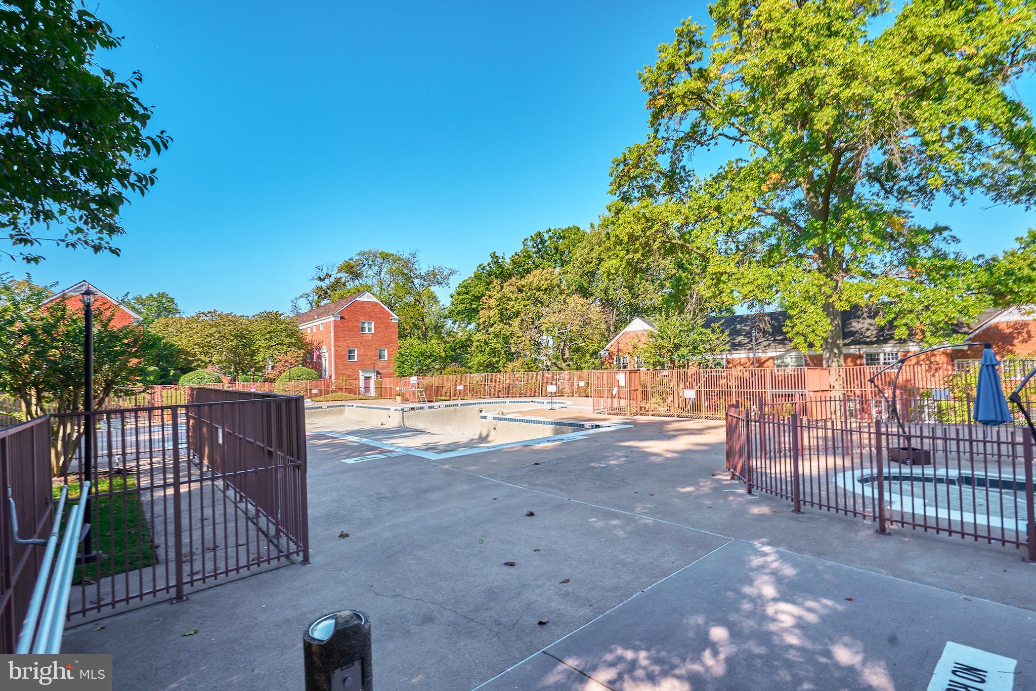 1308 Martha Custis Dr