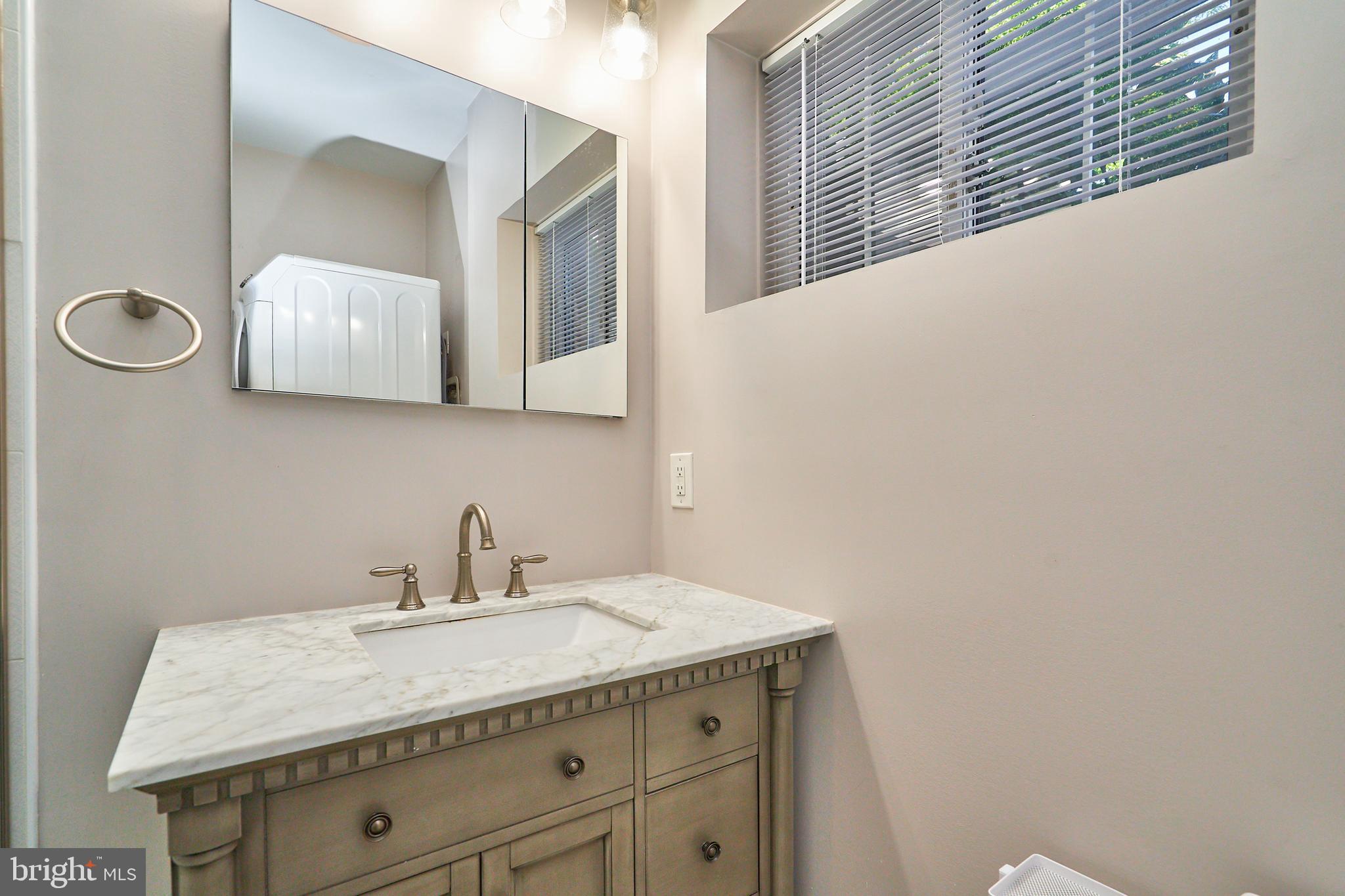 1308 Martha Custis Dr