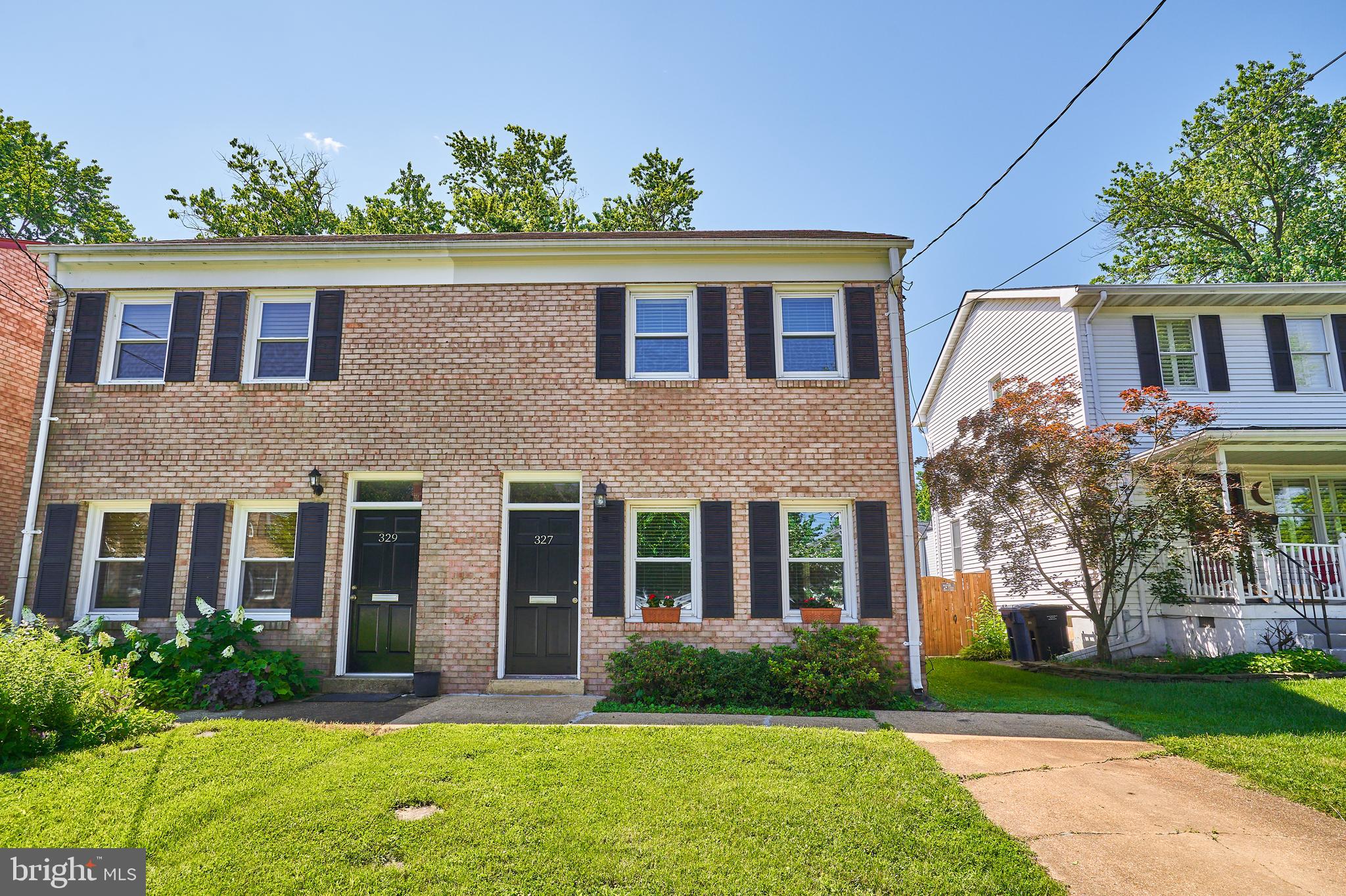 327 LAVERNE AVE