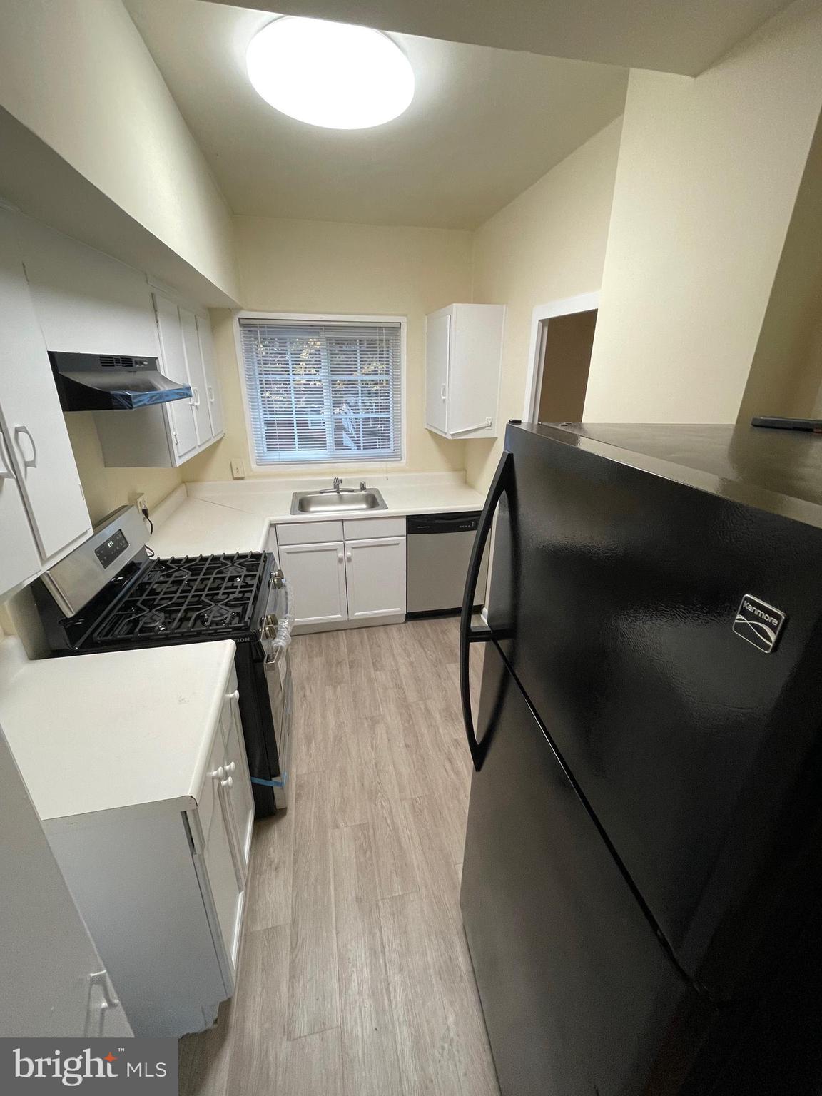 1318 MARTHA CUSTIS DR