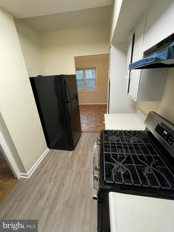 1318 MARTHA CUSTIS DR