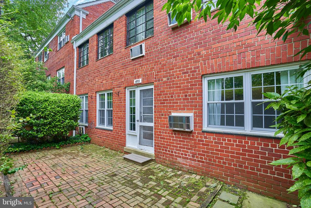 1653 FITZGERALD LN