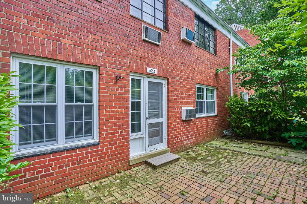 1653 FITZGERALD LN
