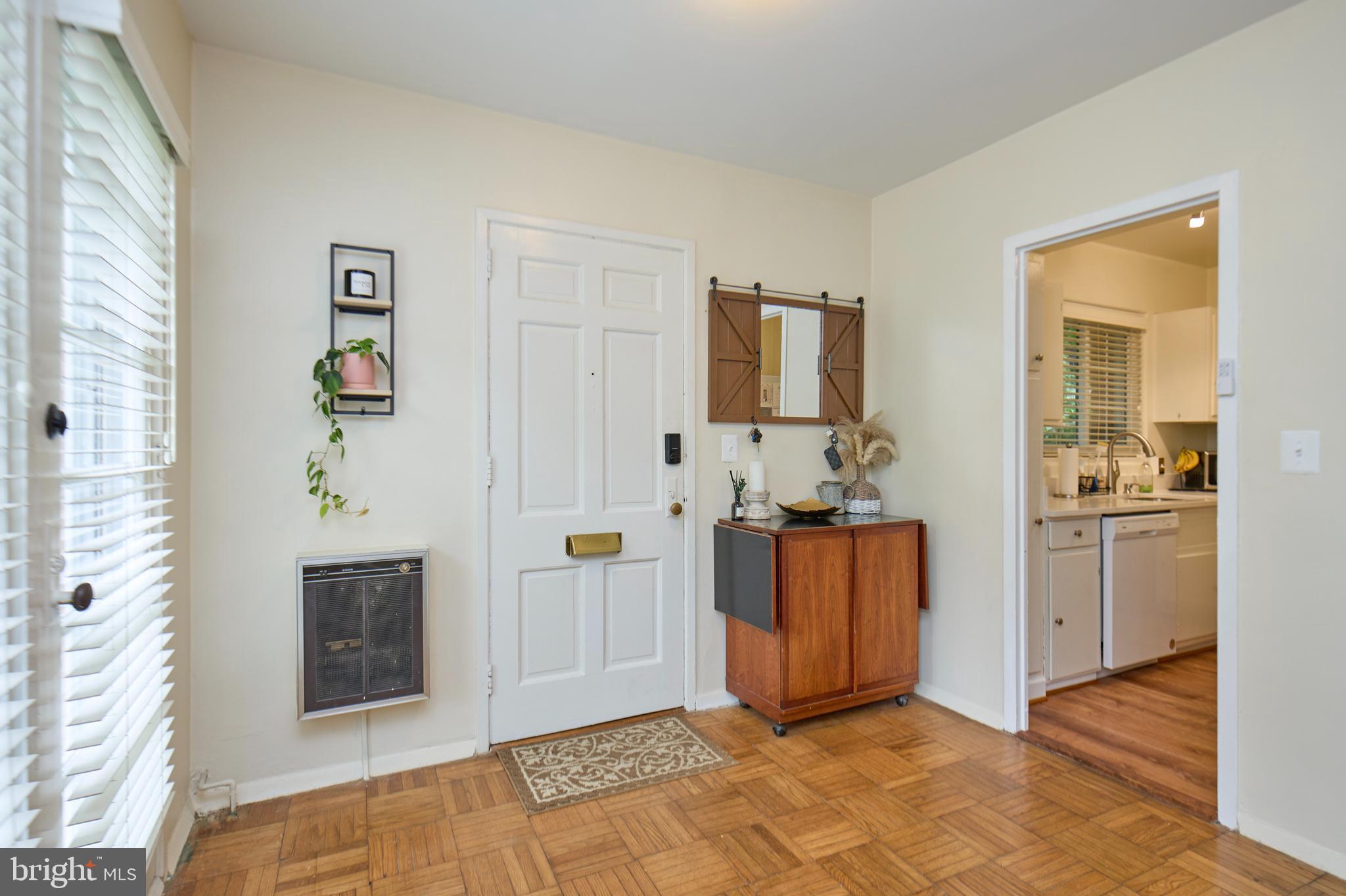 3501 Martha Custis Dr