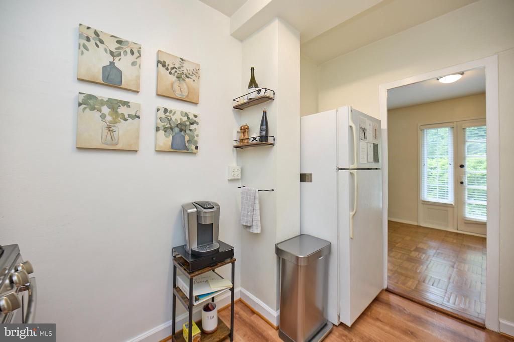 3501 Martha Custis Dr