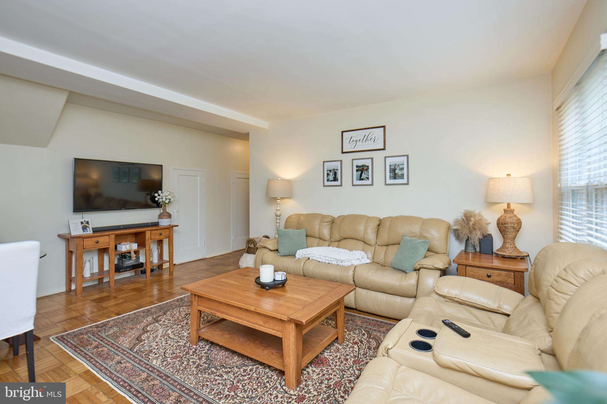 3501 Martha Custis Dr