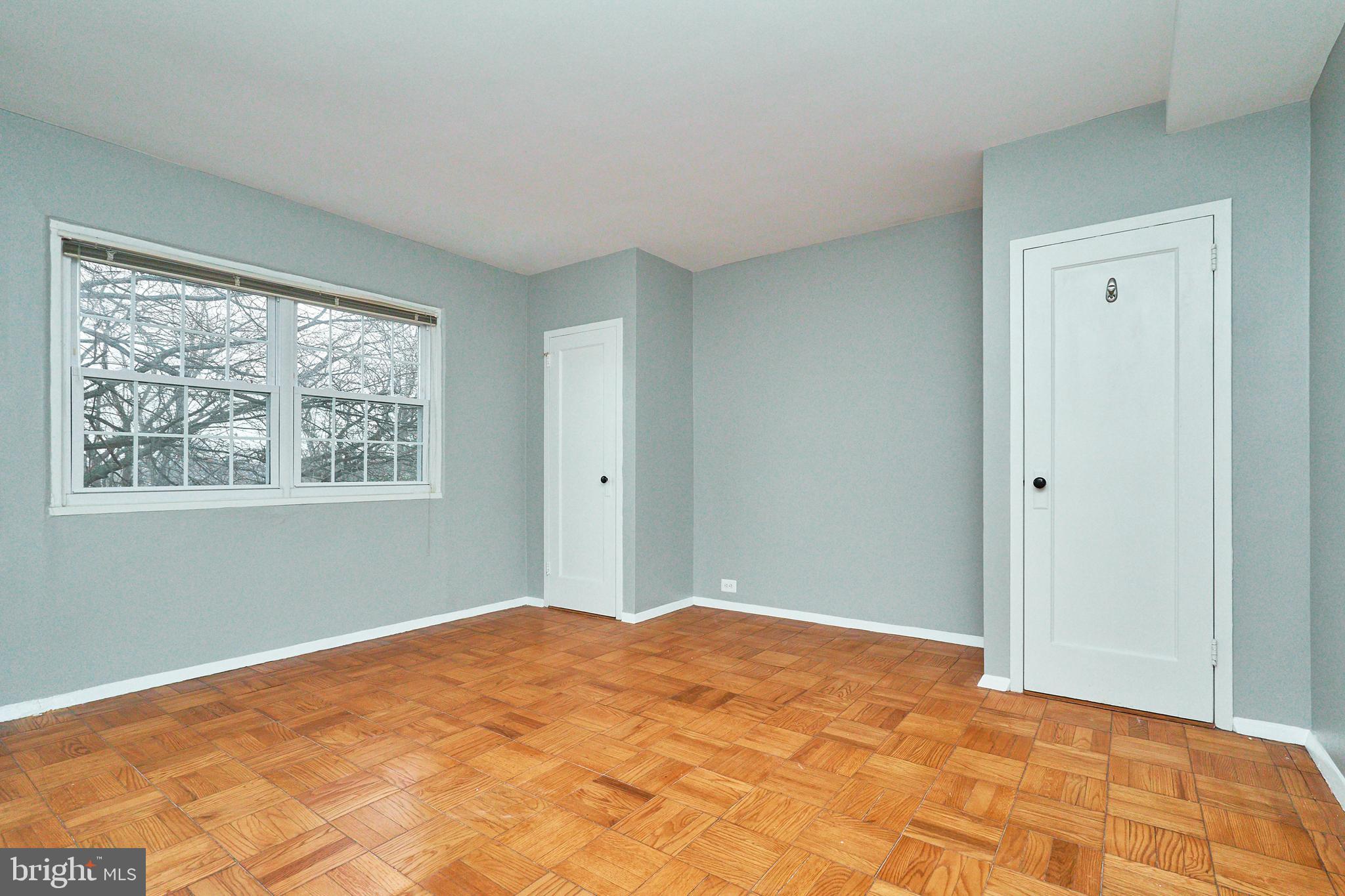 3517 MARTHA CUSTIS DR