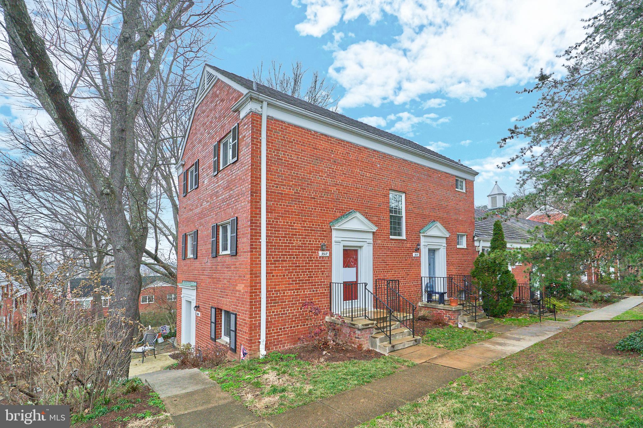 3517 MARTHA CUSTIS DR