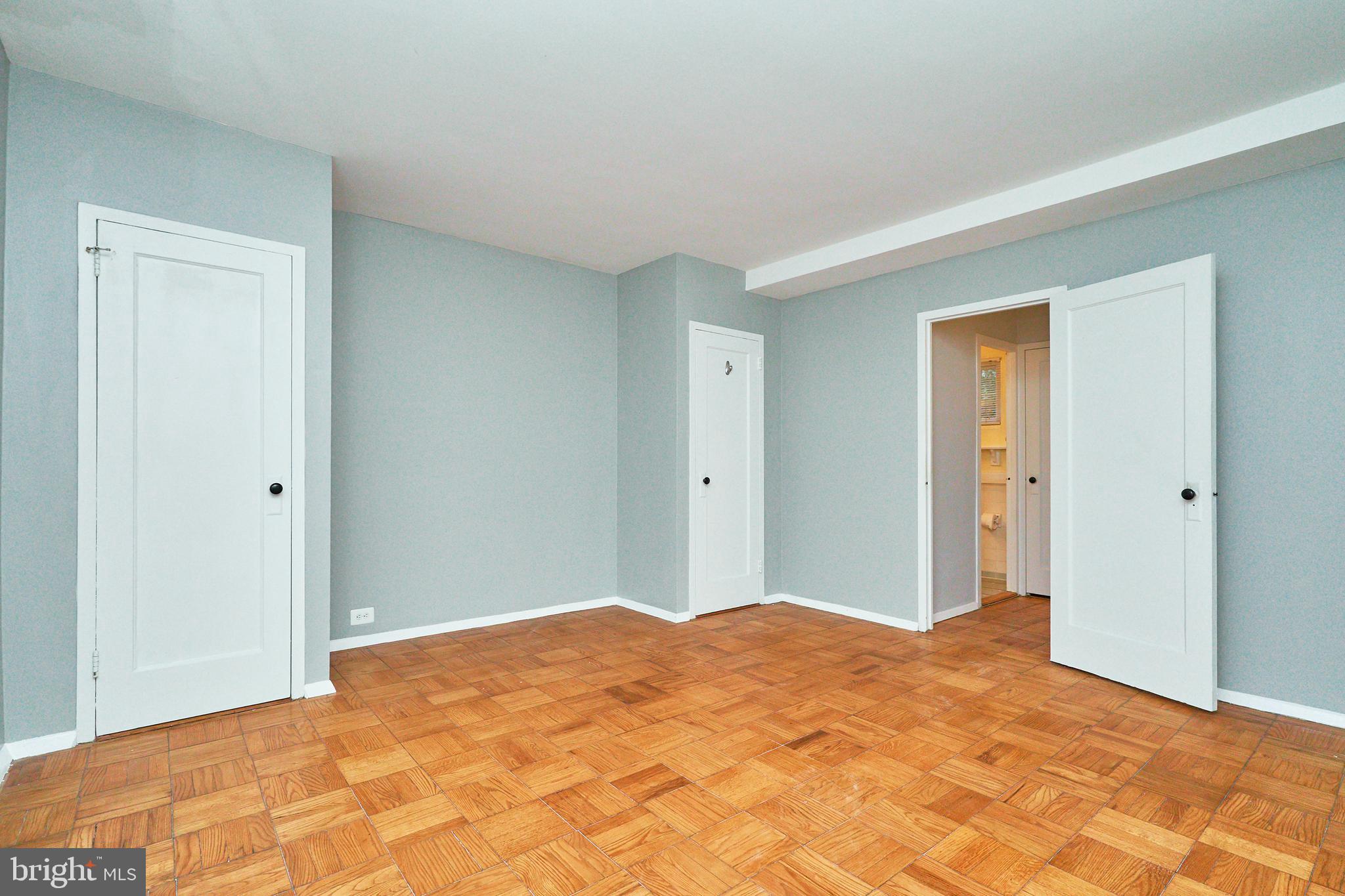 3517 MARTHA CUSTIS DR