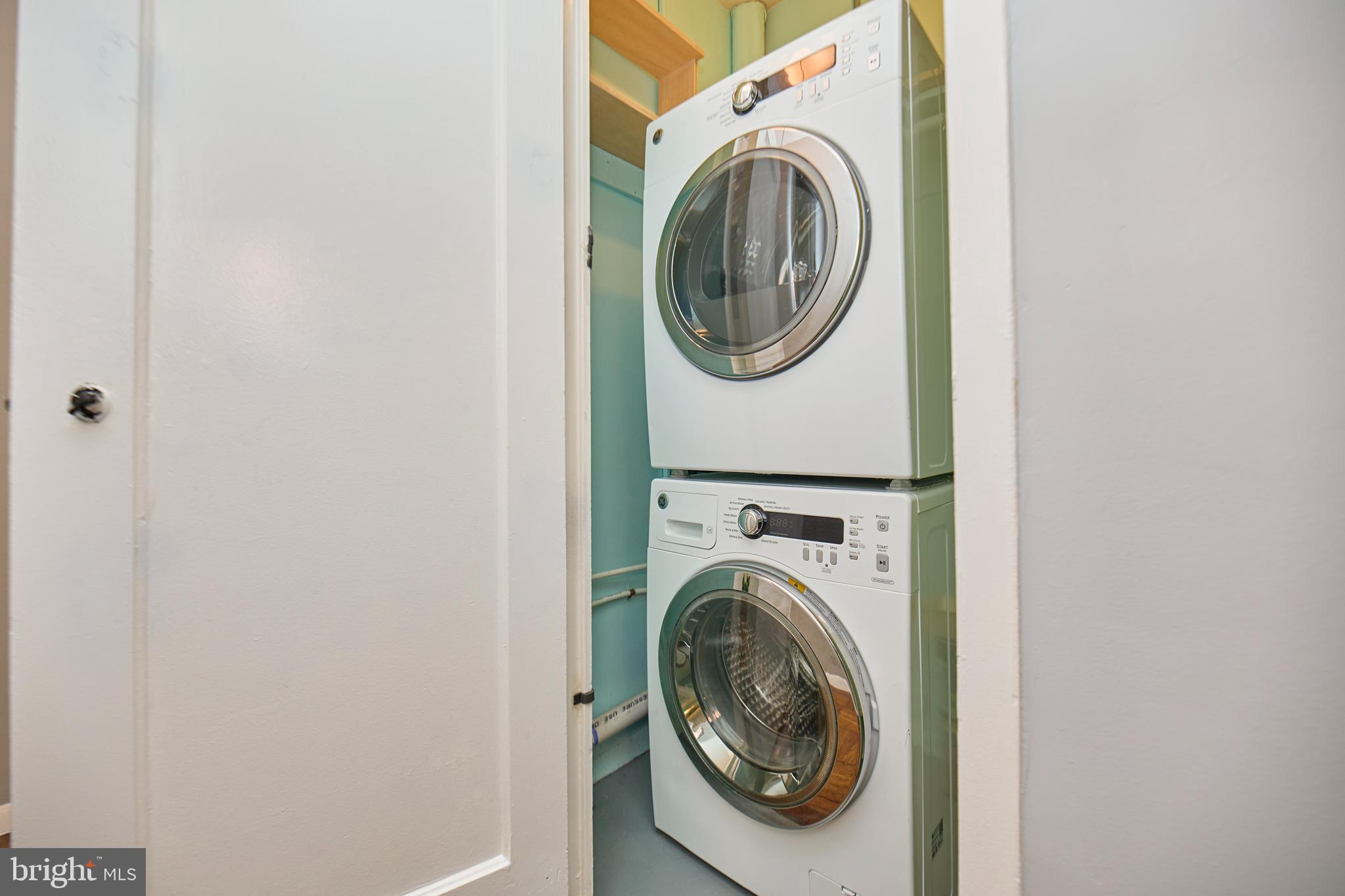 3254 Martha Custis Dr