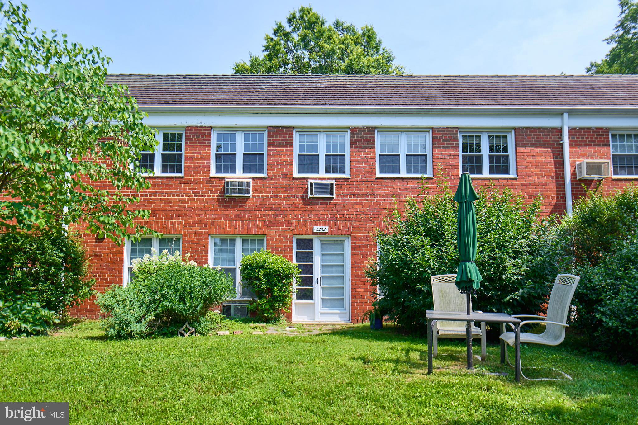 3254 Martha Custis Dr