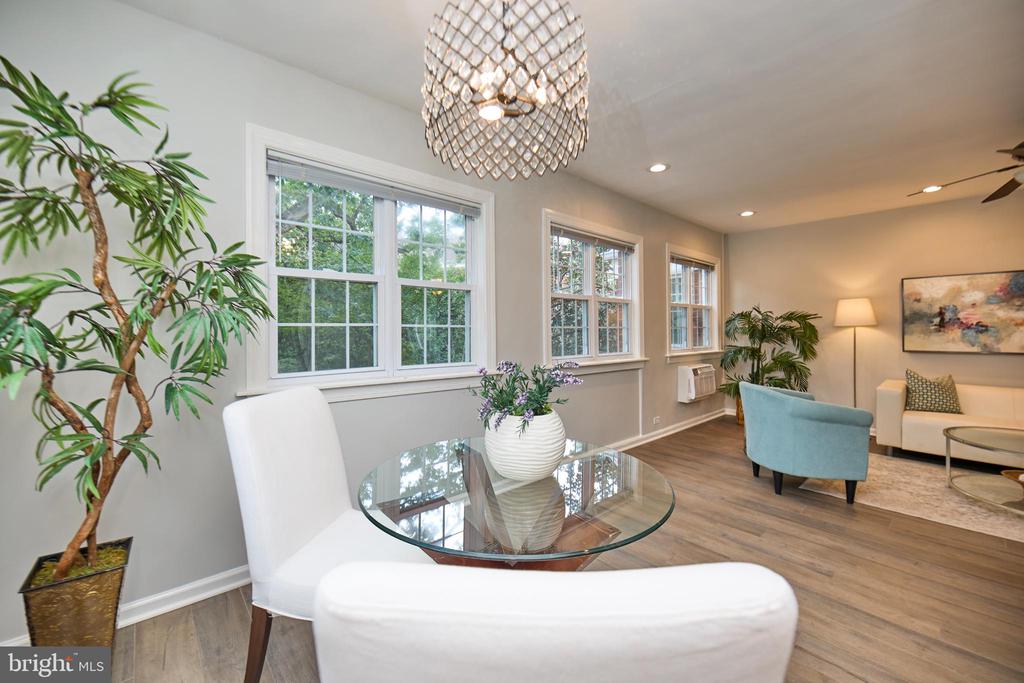 3111 Valley Dr
