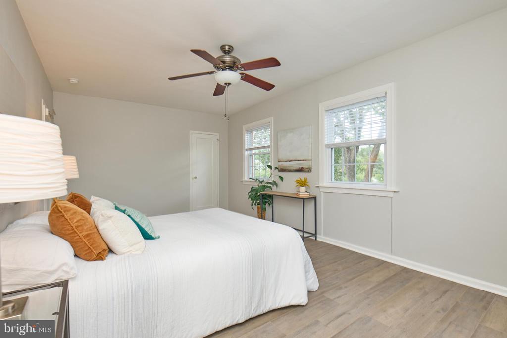 3111 Valley Dr