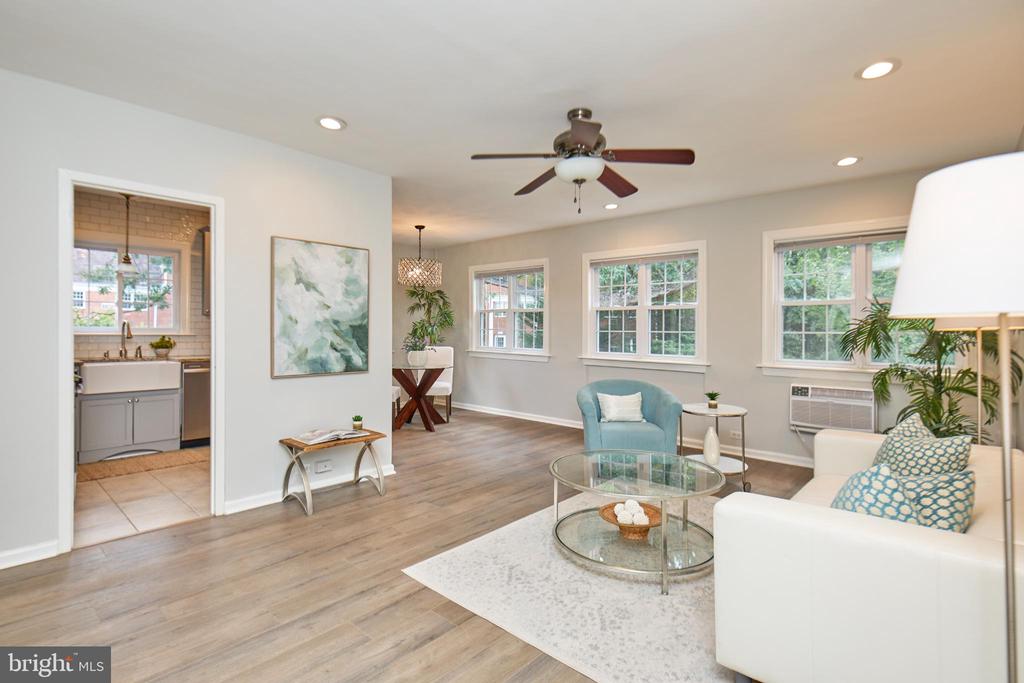 3111 Valley Dr