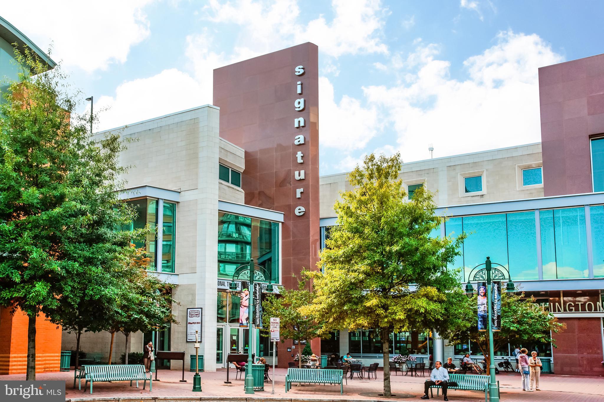 1638 MOUNT EAGLE PLACE