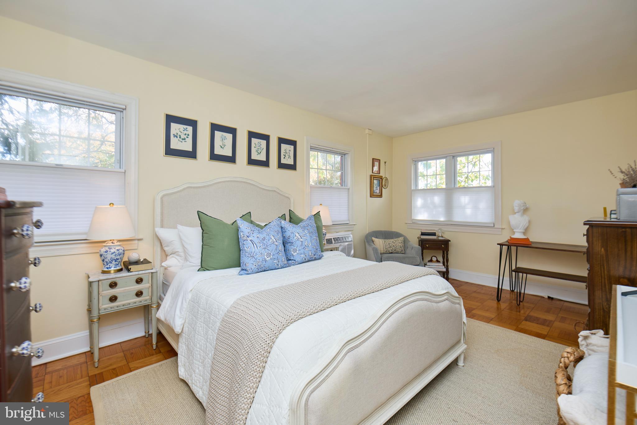 1638 MOUNT EAGLE PLACE