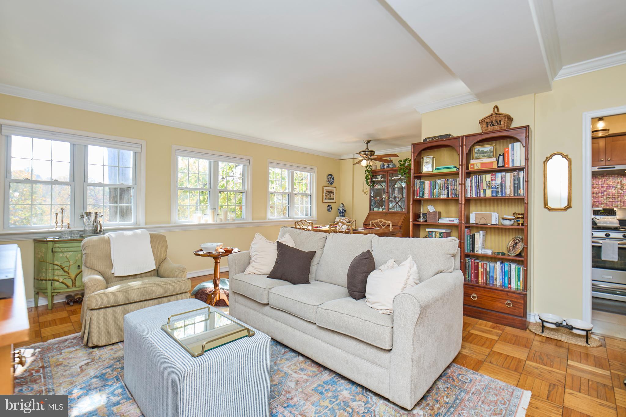 1638 MOUNT EAGLE PLACE