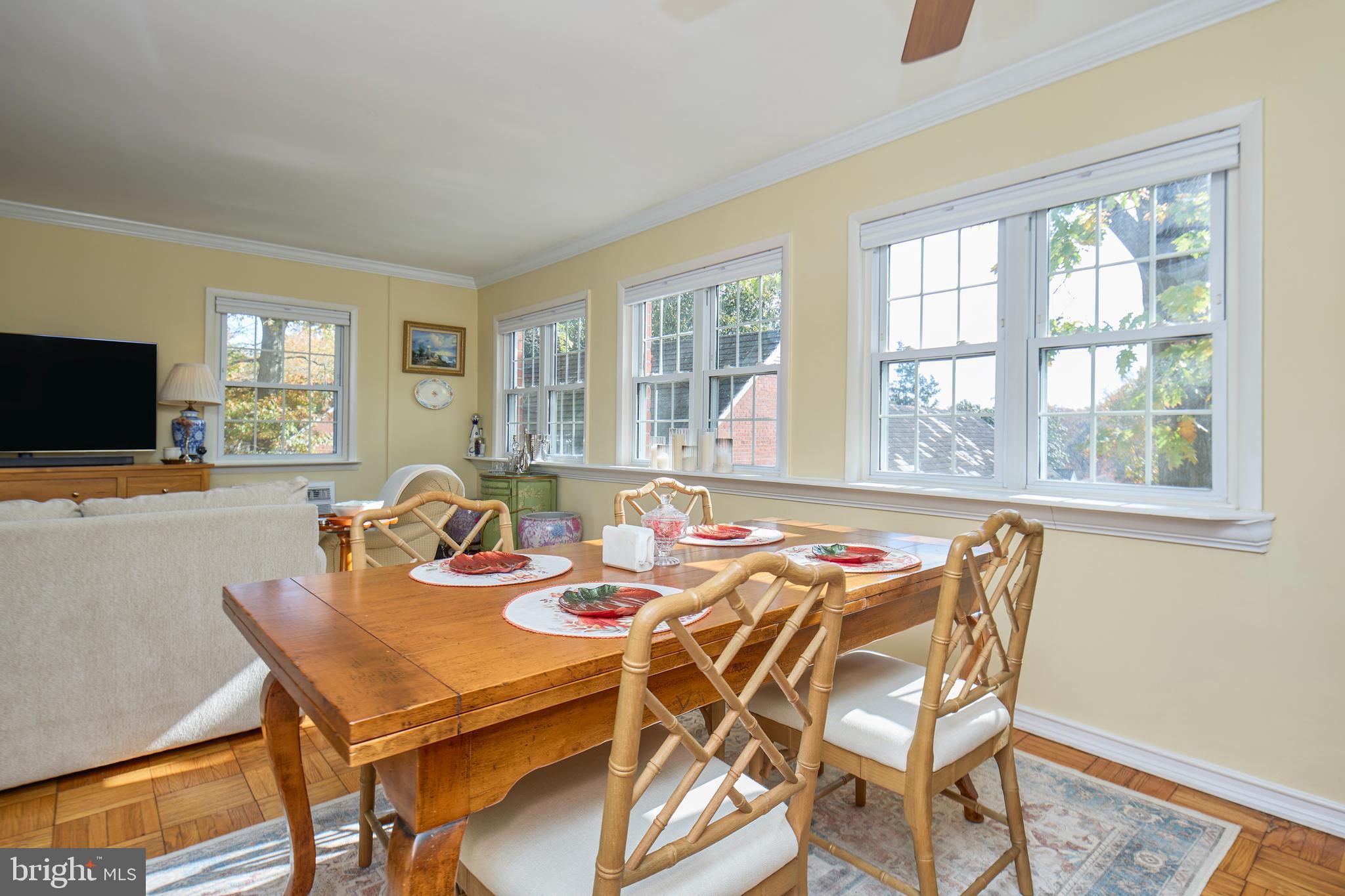 1638 MOUNT EAGLE PLACE