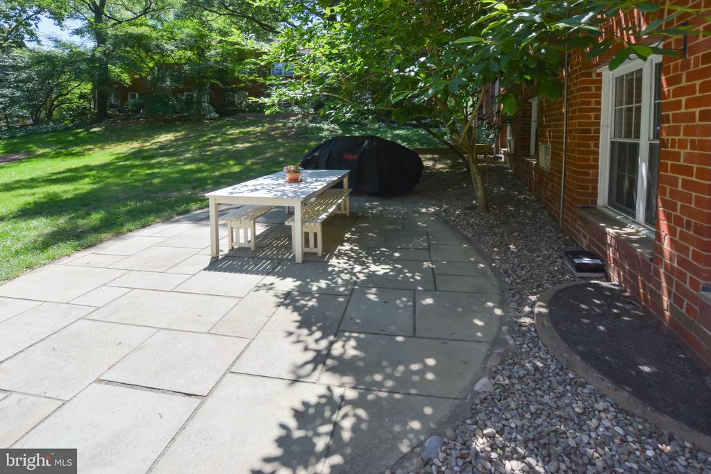 3311 MARTHA CUSTIS DRIVE