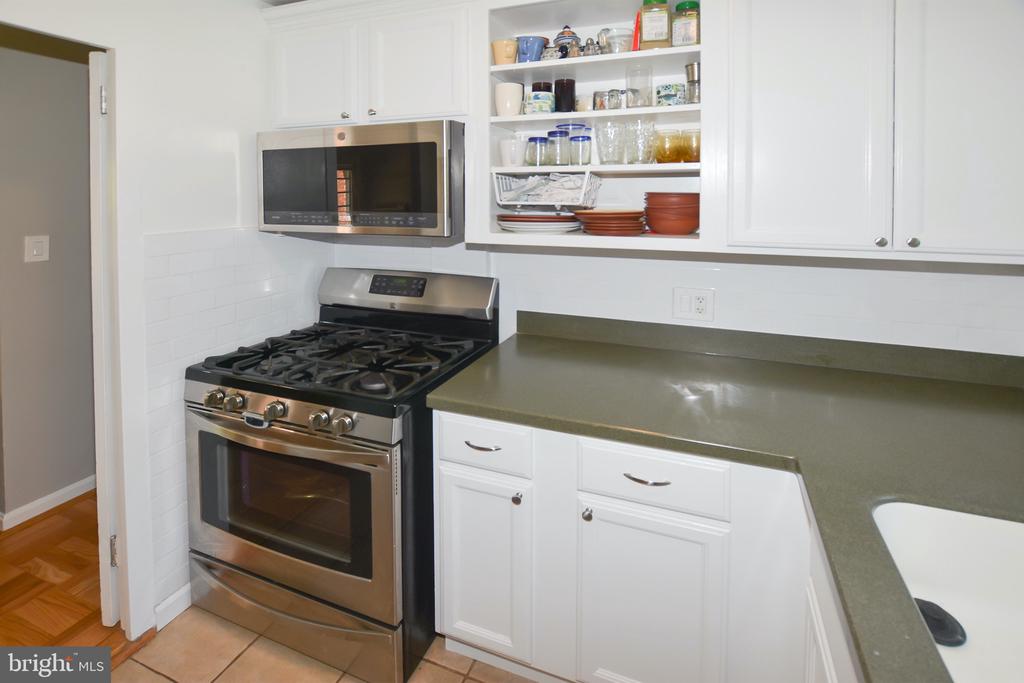 3311 MARTHA CUSTIS DRIVE