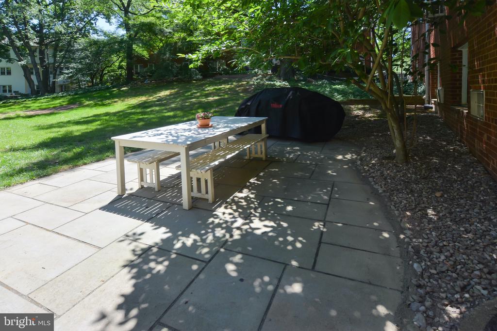 3311 MARTHA CUSTIS DRIVE