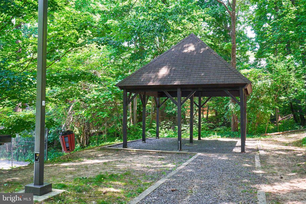 3430 MARTHA CUSTIS DRIVE