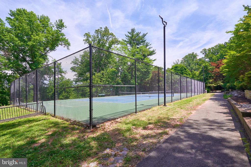 3430 MARTHA CUSTIS DRIVE