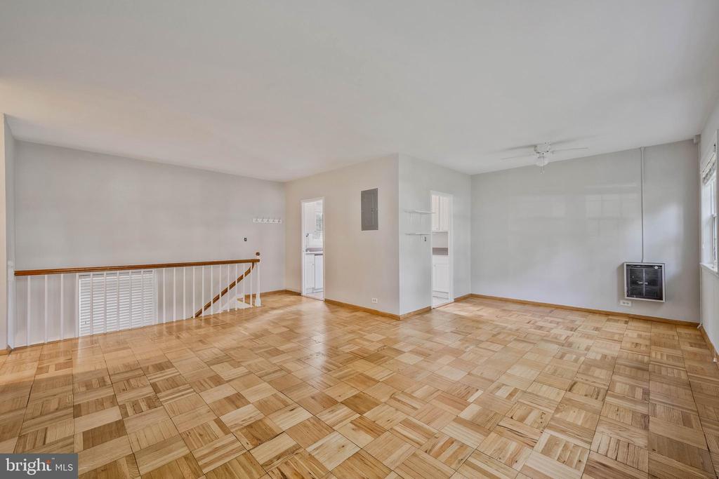 1210 MARTHA CUSTIS DRIVE Unit: 503-1210