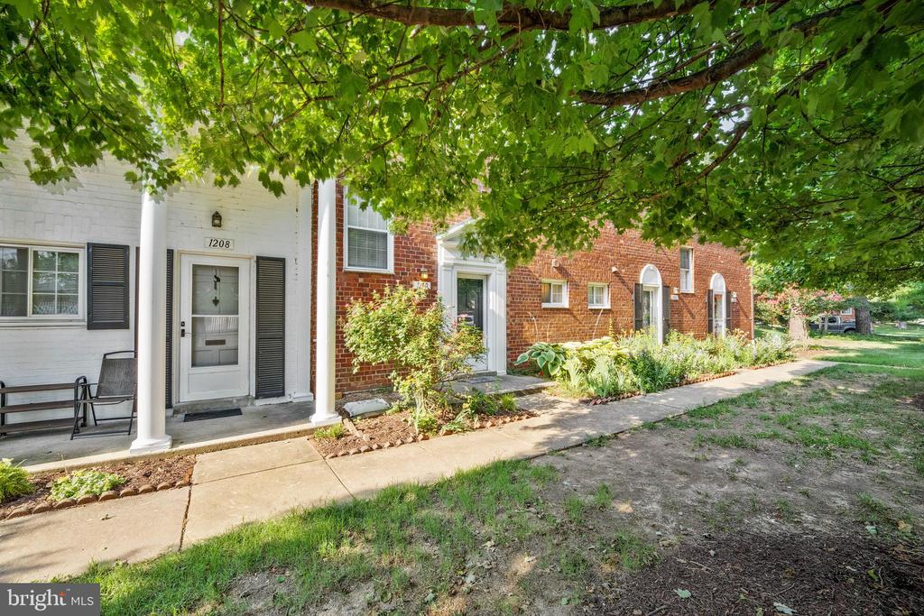 1210 MARTHA CUSTIS DRIVE Unit: 503-1210