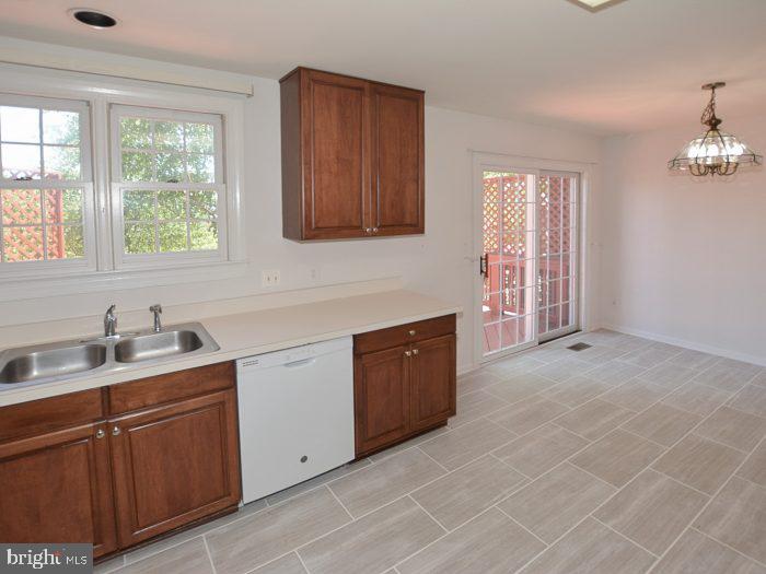 6485 SHARON KAY COURT