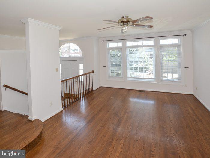 6485 SHARON KAY COURT