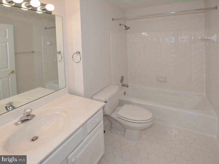 6485 SHARON KAY COURT