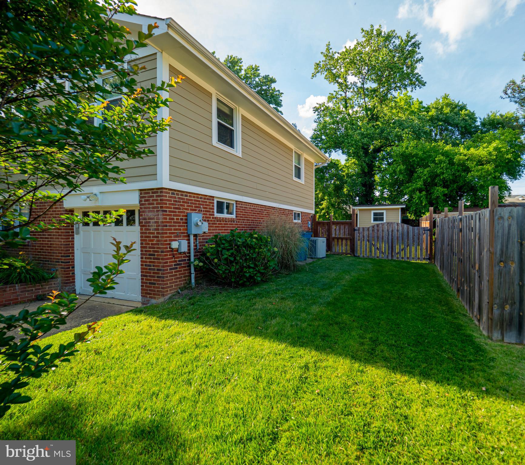 6712 NEW HOPE DRIVE