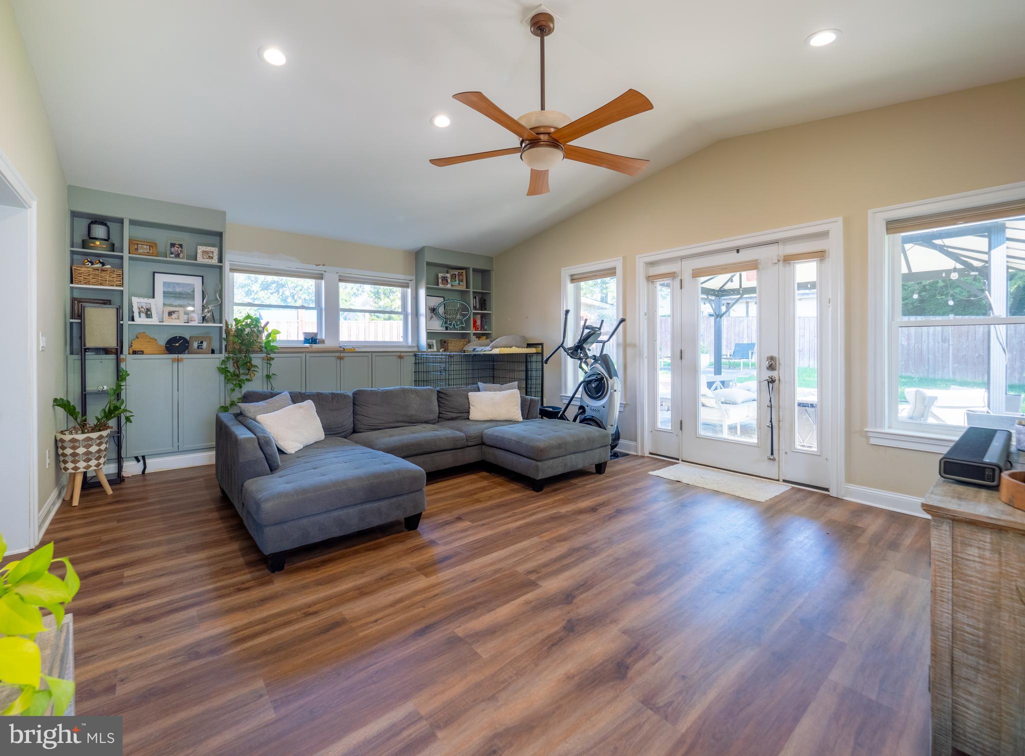 6712 NEW HOPE DRIVE