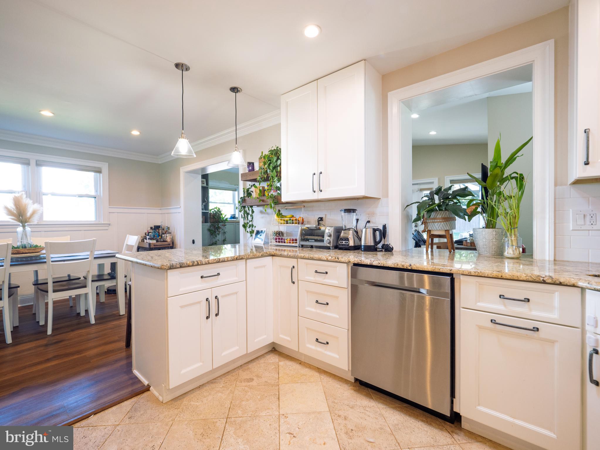 6712 NEW HOPE DRIVE