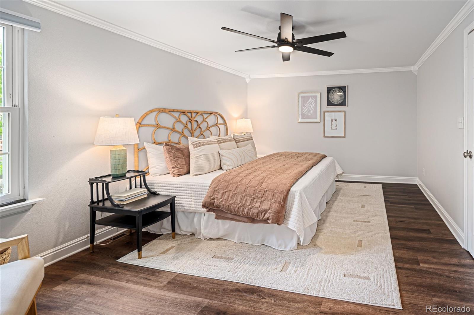 9502 W Hialeah Place