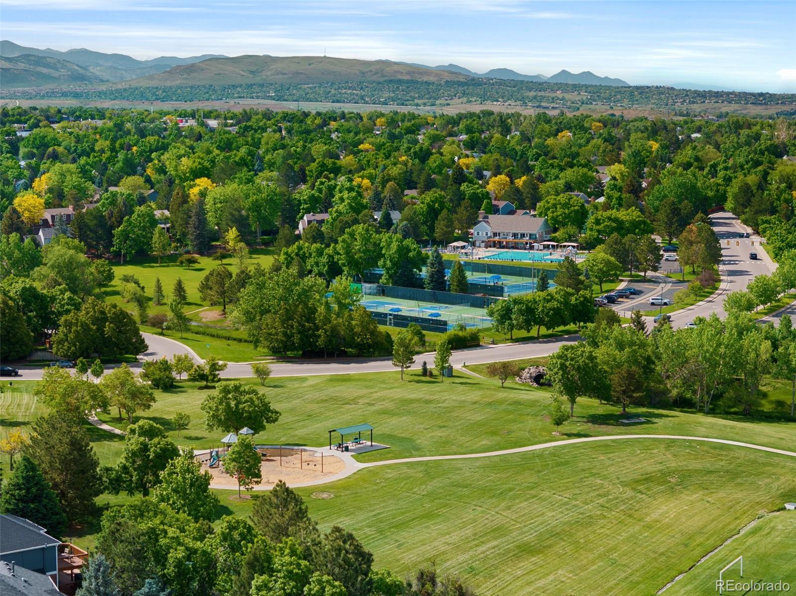 9502 W Hialeah Place