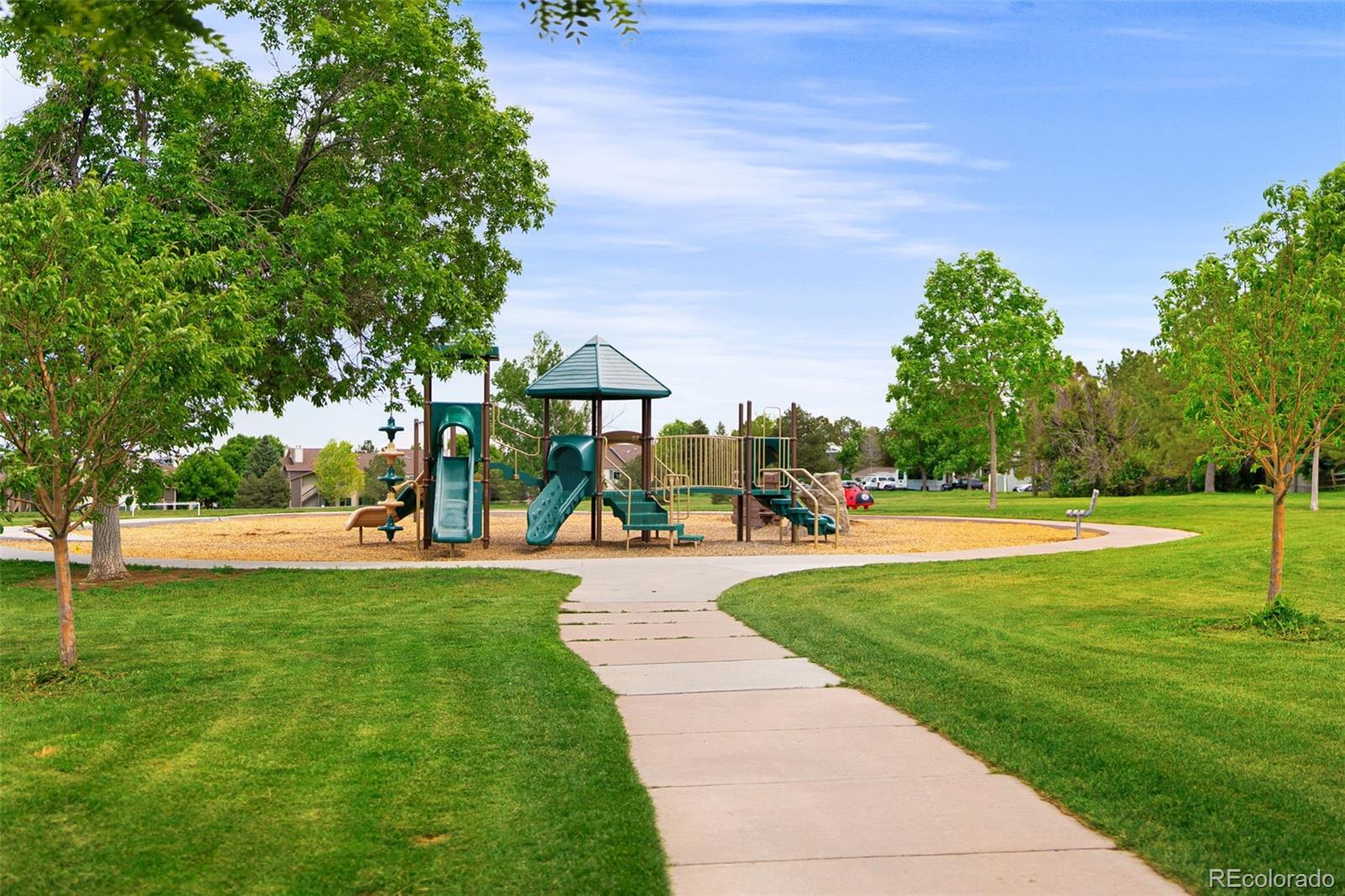 9502 W Hialeah Place