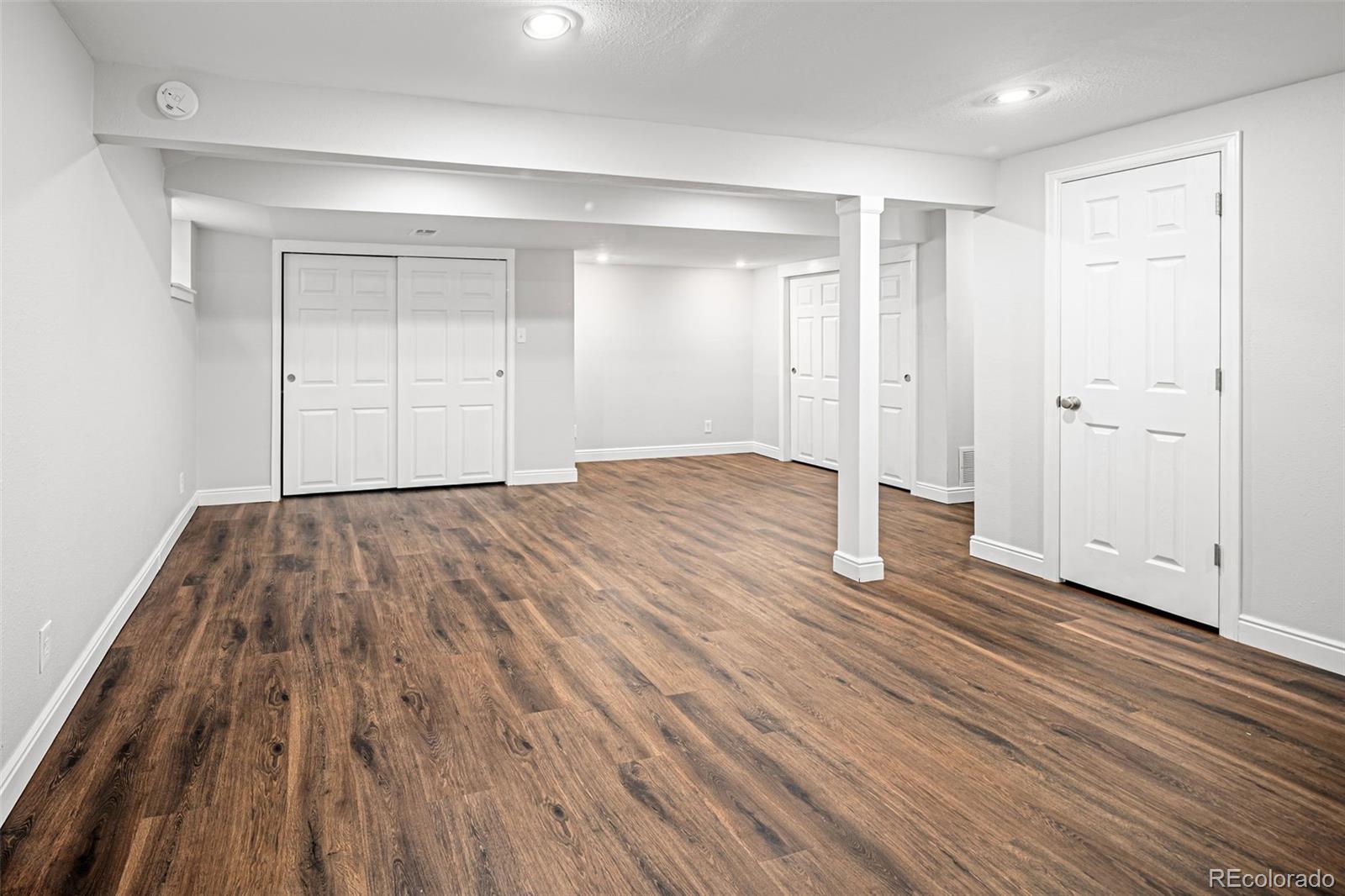 9502 W Hialeah Place