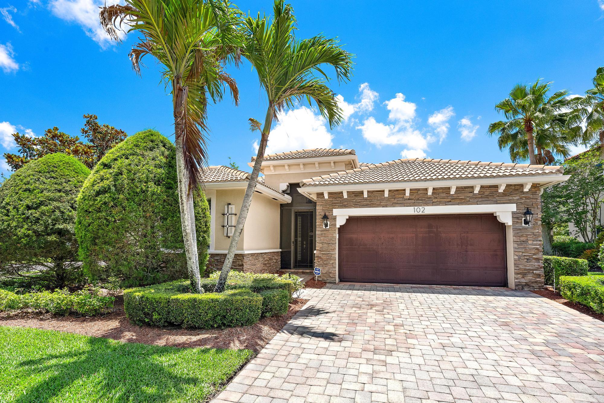 102 Crab Cay Way