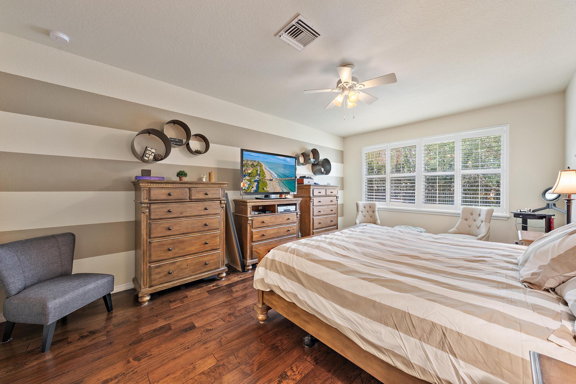 102 Crab Cay Way