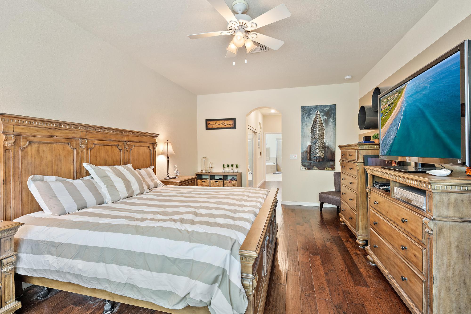 102 Crab Cay Way