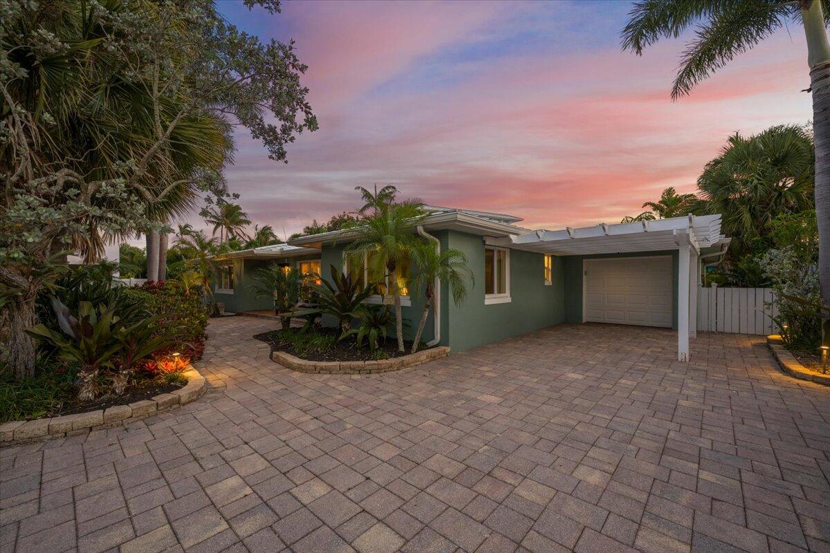 440 Jupiter Lane