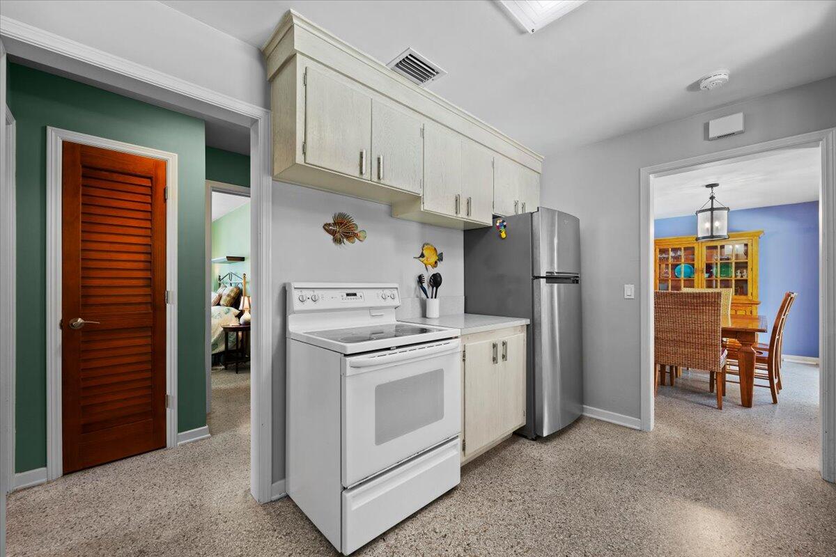 440 Jupiter Lane