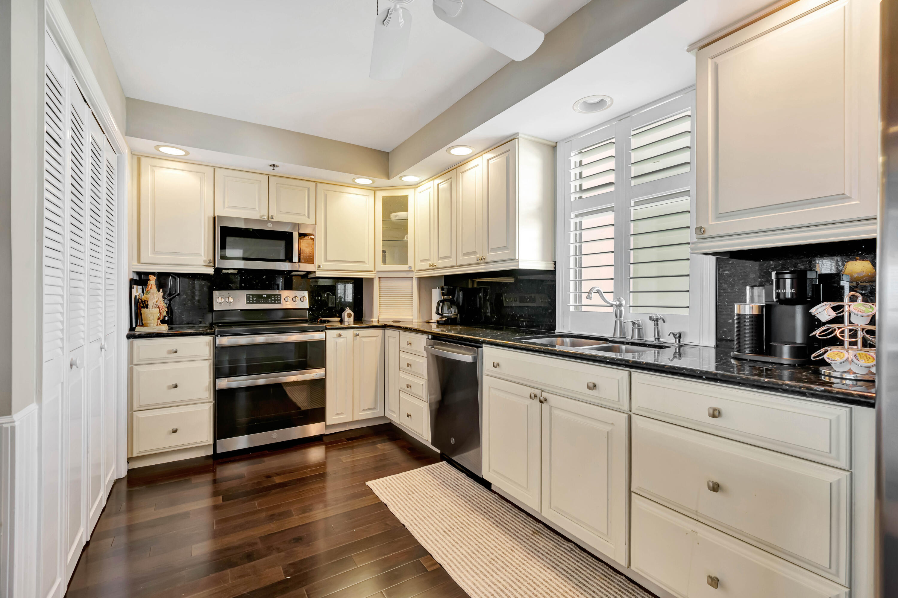 100 S Beach Road 903
