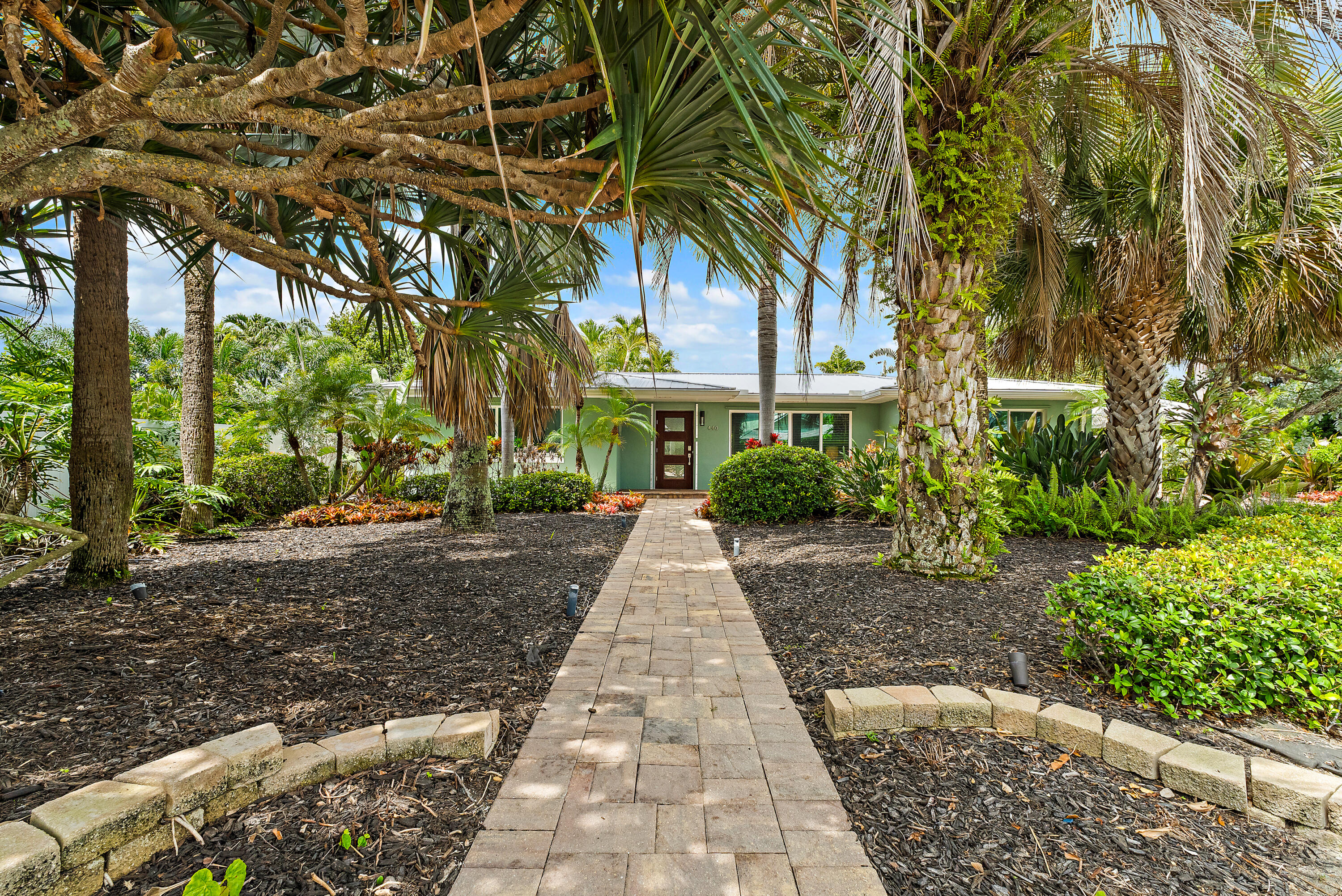 440 Jupiter Lane